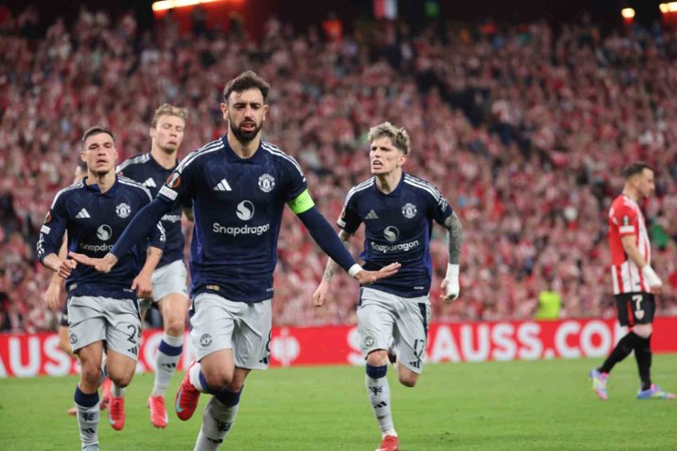 MANCHESTER UNİTED, İSPANYA’DA FARKLI KAZANDI