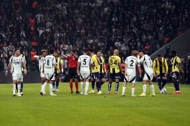 FENERBAHÇE’DE HEDEF DERBİYİ KAZANARAK YARIŞI SÜRDÜRMEK