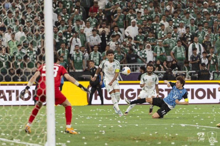 MERİH DEMİRAL’IN TAKIMI AL-AHLİ, ŞAMPİYONLAR LİGİ’NDE ŞAMPİYON OLDU