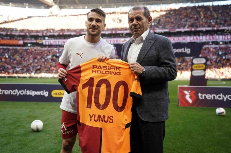 TRENDYOL SÜPER LİG: GALATASARAY: 2 - SİVASSPOR: 0 (MAÇ DEVAM EDİYOR)