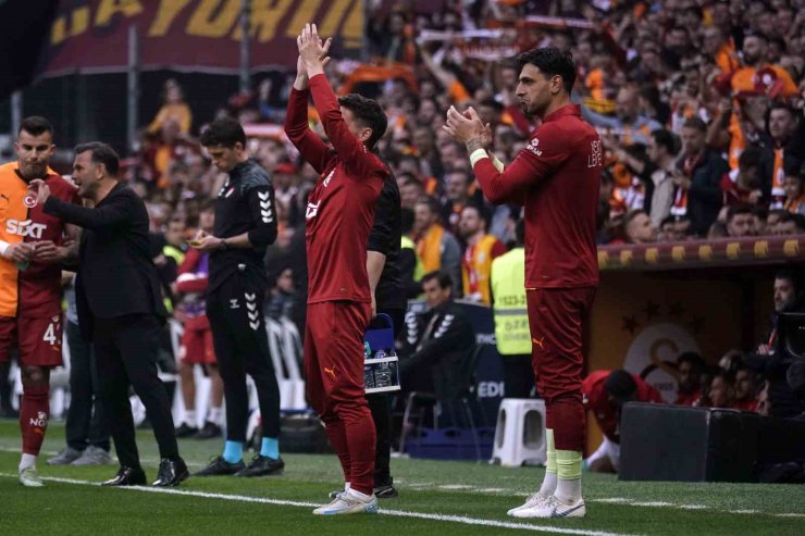 TRENDYOL SÜPER LİG: GALATASARAY: 4 - SİVASSPOR: 1 (İLK YARI)