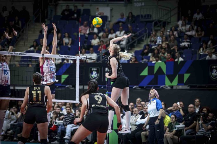 V. BANK ŞAMPİYONLAR LİGİ’NE HAVLU ATTI