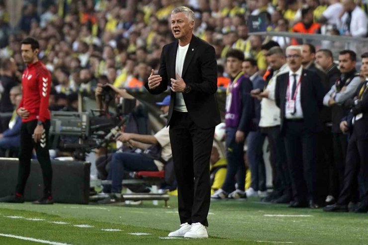 SOLSKJAER, GALİBİYET SAYILARINDA MOURİNHO’YU GEÇTİ