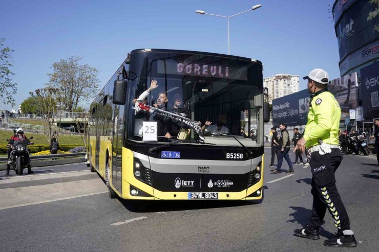 BEŞİKTAŞ TARAFTARI STADA GELDİ