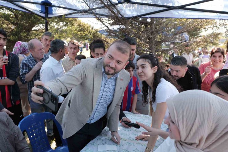 ARNAVUTKÖY’DE "UÇURTMA ŞENLİĞİ" RENKLİ GÖRÜNTÜLER OLUŞTURDU