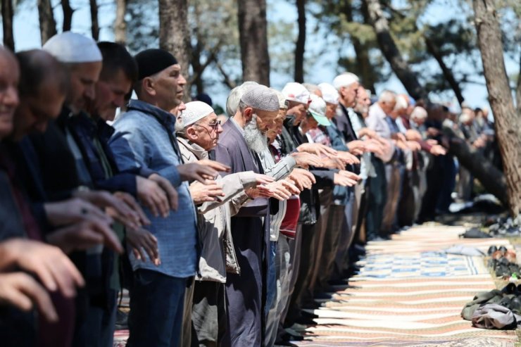 SİLİVRİ’DE YAĞMUR DUASI YAPILDI