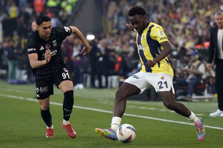 TRENDYOL SÜPER LİG: FENERBAHÇE: 0 - BEŞİKTAŞ: 1 (İLK YARI)