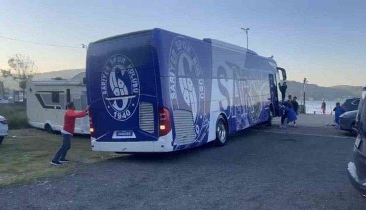 ŞAMPİYON SARIYER’İN OTOBÜSÜ DEVRİLMEKTEN SON ANDA KURTULDU