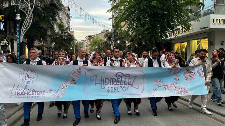 GAZİOSMANPAŞA’DA HIDIRELLEZ ŞENLİĞİ RENKLİ GÖRÜNTÜLERE SAHNE OLDU