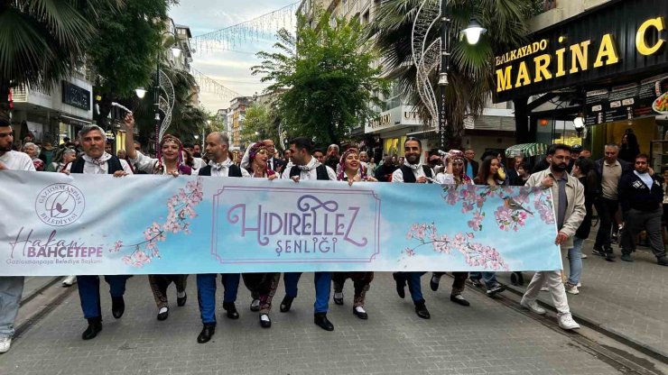 GAZİOSMANPAŞA’DA HIDIRELLEZ ŞENLİĞİ RENKLİ GÖRÜNTÜLERE SAHNE OLDU