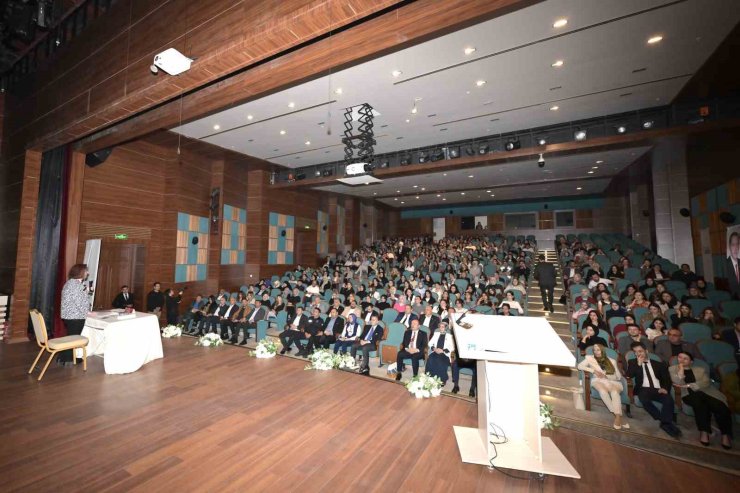 ESENYURT BELEDİYESİ’NDEN AİLE ZİRVESİ: "GÜÇLÜ AİLE, GÜÇLÜ TOPLUM" VURGUSU