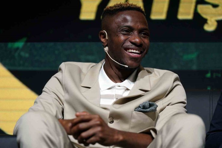 VİCTOR OSİMHEN: "5. YILDIZI TAKACAĞIZ, BUNUN İÇİN HER ŞEYİMİ VERMEYE HAZIRIM"