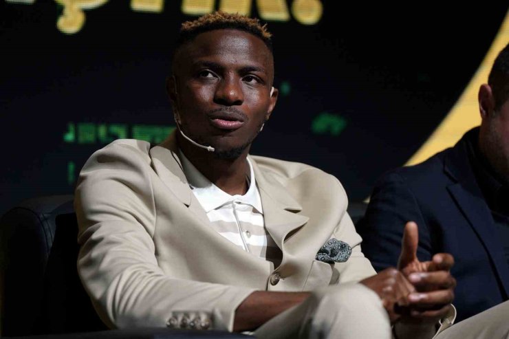 VİCTOR OSİMHEN: "5. YILDIZI TAKACAĞIZ, BUNUN İÇİN HER ŞEYİMİ VERMEYE HAZIRIM"