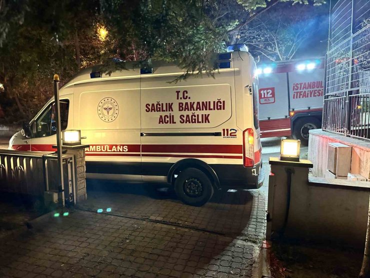 KADIKÖY’DE APARTMAN DAİRESİNDE YANGIN: 1 KİŞİ HAYATINI KAYBETTİ