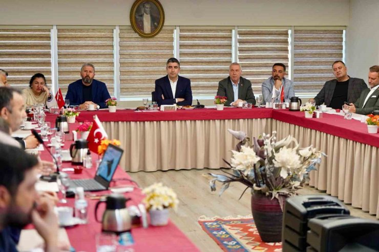 KARTAL BELEDİYESİ MUHTARLAR TOPLANTISI’NIN 165’İNCİSİ GERÇEKLEŞTİRİLDİ