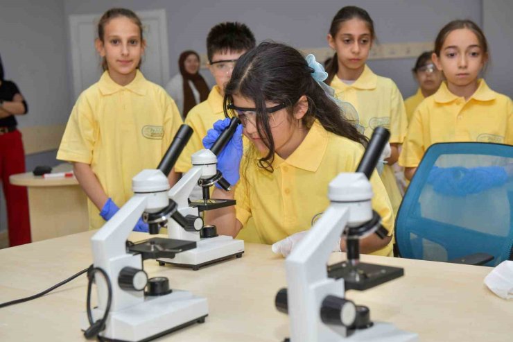 ESENYURT’TA HAYAL FABRİKASI ÇOCUK ATÖLYELERİ BAŞLADI