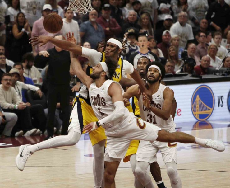 INDİANA SON SANİYEDE ATTI, SERİYİ 2-0 YAPTI