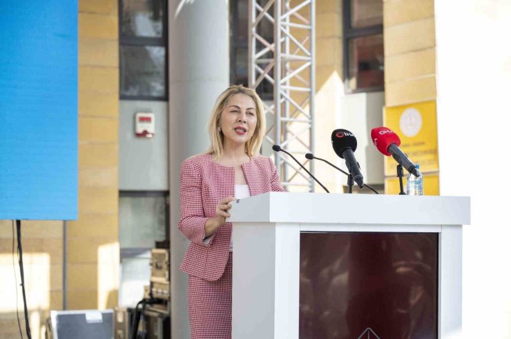 BAHÇEŞEHİR KOLEJİNİN 296 ÖĞRENCİSİ, YURT DIŞINDAN BİN 136 KABUL ALDI