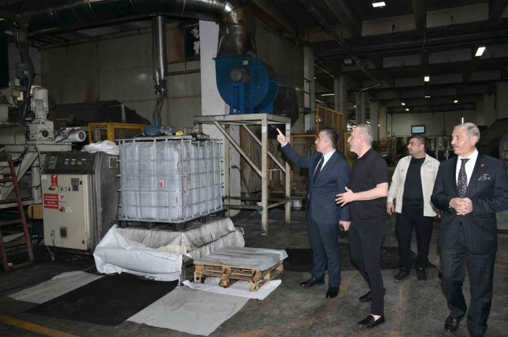 ESENYURT BELEDİYE BAŞKAN VEKİLİ AKSOY ESENYURTLU SANAYİCİLERE ZİYARET