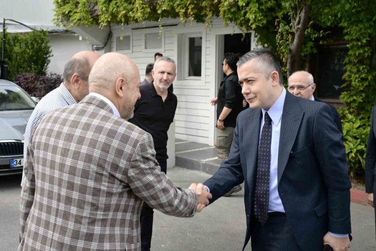 ESENYURT BELEDİYE BAŞKAN VEKİLİ AKSOY ESENYURTLU SANAYİCİLERE ZİYARET