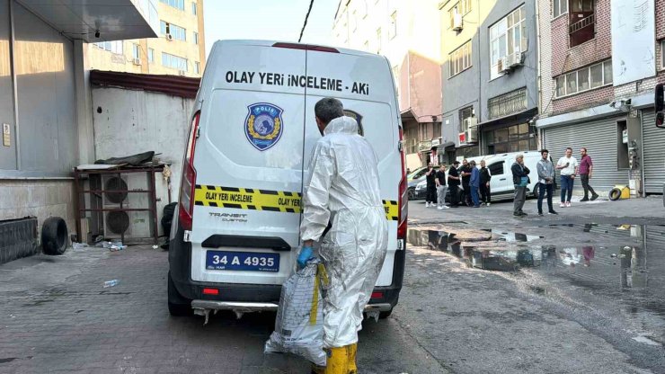 KAĞITHANE’DE TAMİRHANEDEKİ PATLAMADA ÖLEN GENCİN CENAZESİ ADLİ TIP KURUMU’NA KALDIRILDI