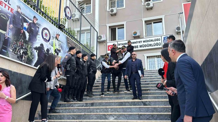 ŞİŞLİ’DE ESKİ EŞİNİ ÖLDÜREN ŞÜPHELİYLE BERABERİNDEKİ 3 SUÇ ORTAĞI ADLİYEYE SEVK EDİLDİ