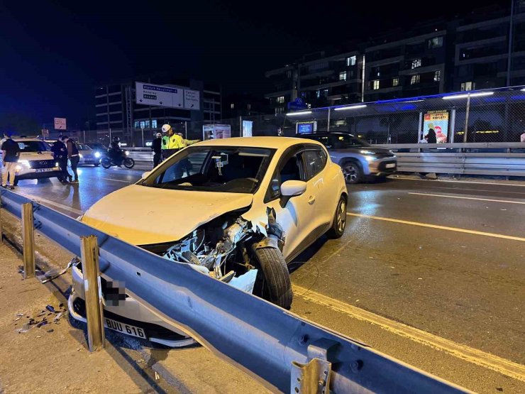 KÜÇÜKÇEKMECE E-5’TE ALKOLLÜ SÜRÜCÜ ZİNCİRLEME KAZAYA NEDEN OLDU