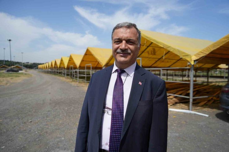 İSTANBUL’DA KURBAN SATIŞ VE KESİM ALANLARI HAZIRLANMAYA BAŞLANDI