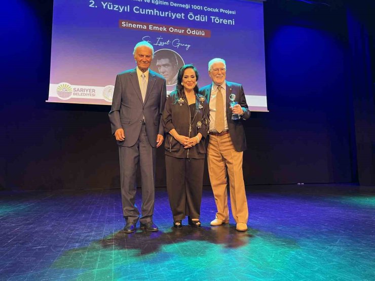 TÜRKAN ŞORAY’IN TABLOSU VE İMZALADIĞI KİTABI EĞİTİME DESTEK İÇİN 1 MİLYONA ALICI BULDU