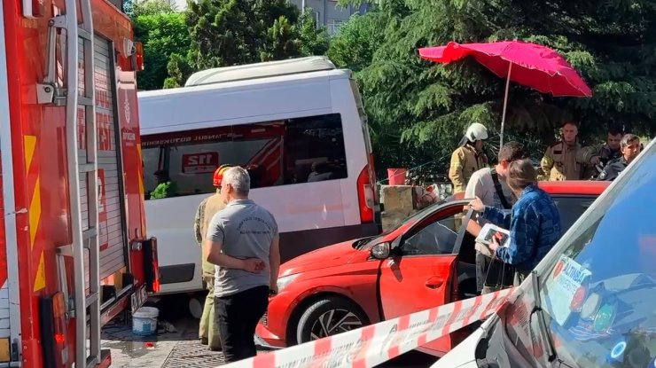 KAĞITHANE’DE FECİ KAZA: 1 ÖLÜ, 5 YARALI