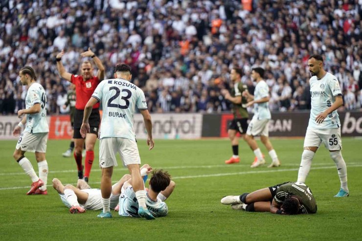 TRENDYOL SÜPER LİG: BEŞİKTAŞ: 2 - ADANA DEMİRSPOR: 1 (İLK YARI)