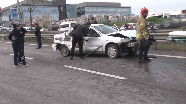 TUZLA’DA KONTROLDEN ÇIKAN OTOMOBİL TAKLA ATTI : 1 ÖLÜ