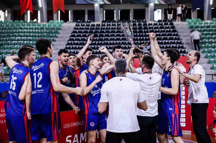 BAHÇEŞEHİR KOLEJİ, U16’DA ZİRVEDE