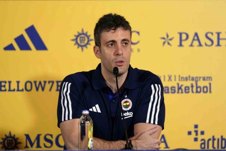 SARUNAS JASİKEVİCİUS: "BURADA OLABİLMEK BÜYÜK ŞANS"