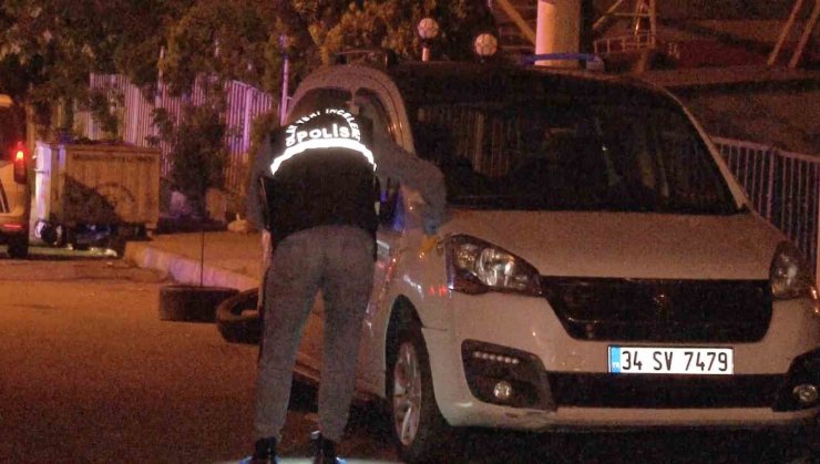 ARNAVUTKÖY’DE DÜĞÜN ÇIKIŞI SİLAHLI KAVGA: 1 YARALI