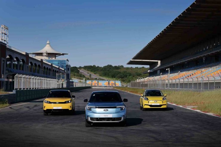 FORD TÜRKİYE, ELEKTRİKLİ YENİ BİNEK VE TİCARİ ARAÇLARINI TANITTI