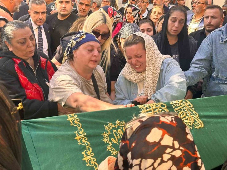 BALIK AYHAN SON YOLCULUĞUNA UĞURLANDI