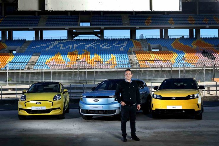 FORD TÜRKİYE, ELEKTRİKLİ YENİ BİNEK VE TİCARİ ARAÇLARINI TANITTI