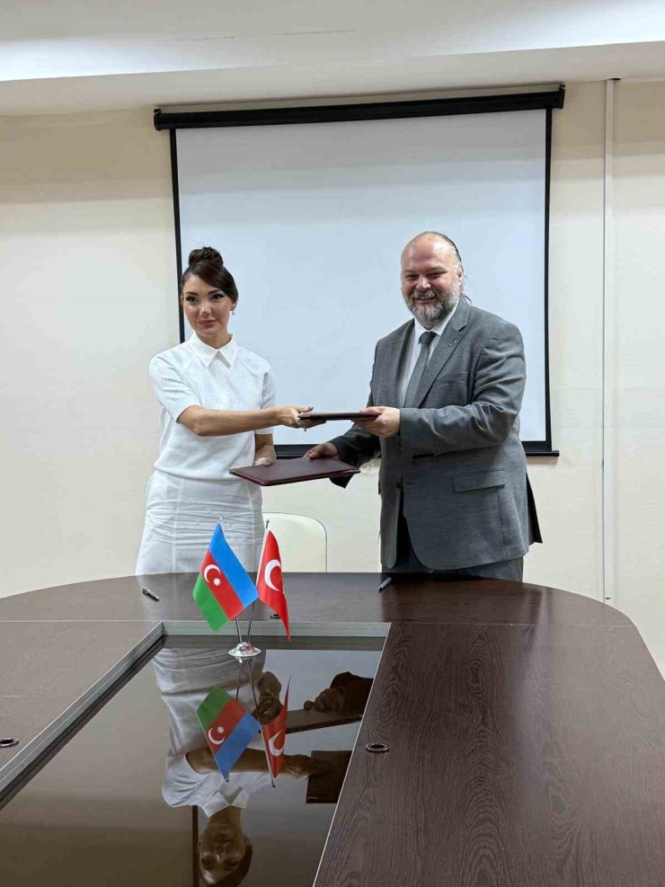 İSTANBUL’DAN AZERBAYCAN’A UZANAN EĞİTİMDE İŞ BİRLİĞİ ANLAŞMASI