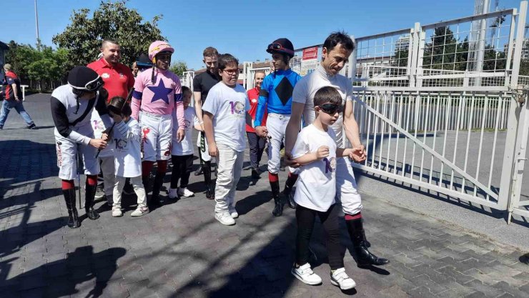 ATLA TERAPİ MERKEZİ’NİN 10. YILI KUTLANDI