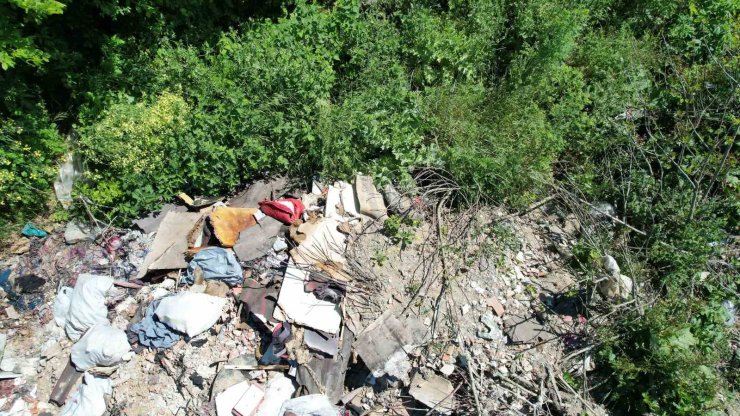 DÖKÜM SAHASINA PARA ÖDEMEMEK İÇİN YEŞİL ALANLARI KATLEDİYORLAR