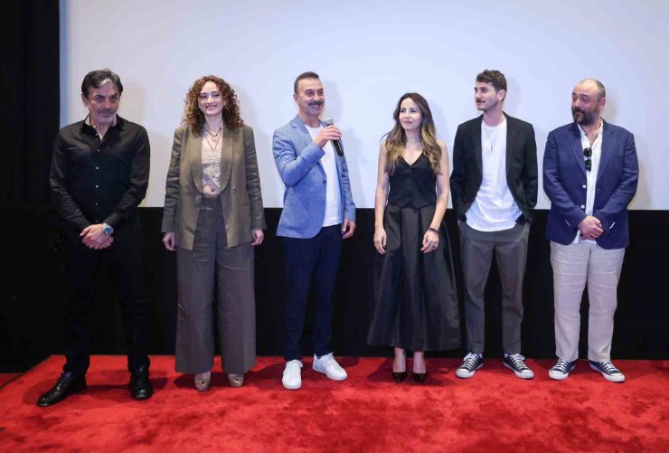 KOMEDİ FİLMİ ‘SICAK BÜFE’ SİNEMASEVERLERLE BULUŞUYOR