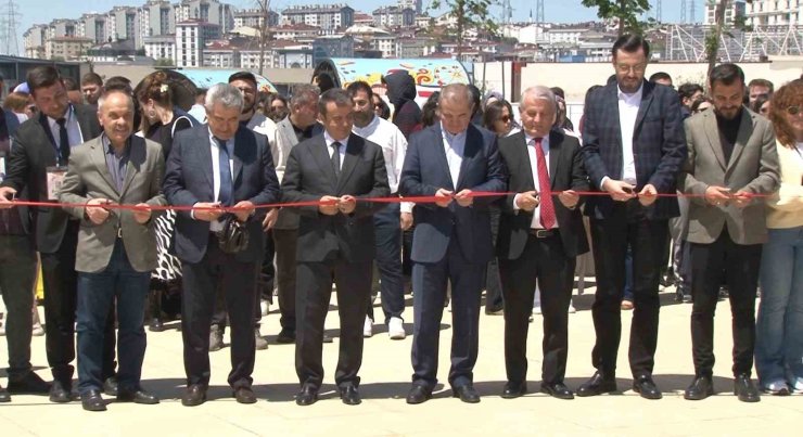 ÜÇ GÜNLÜK SANAT MARATONU: SATMER FESTİVALİ KAPILARINI AÇTI