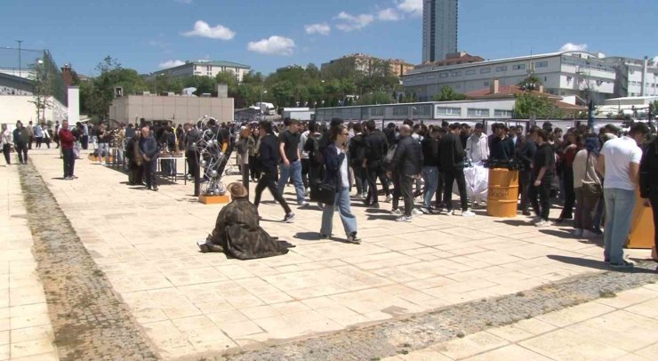 ÜÇ GÜNLÜK SANAT MARATONU: SATMER FESTİVALİ KAPILARINI AÇTI