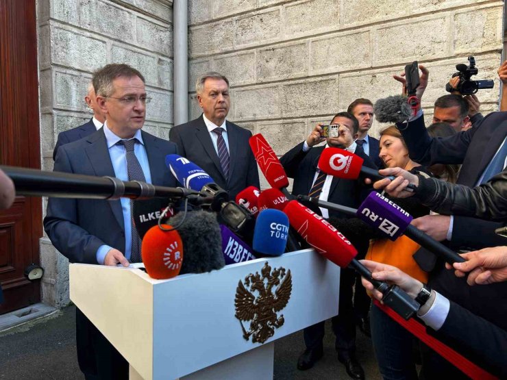 RUS HEYETİ, UKRAYNA İHTİLAFINI ÇÖZMEYE ODAKLANDIKLARINI SÖYLEDİ