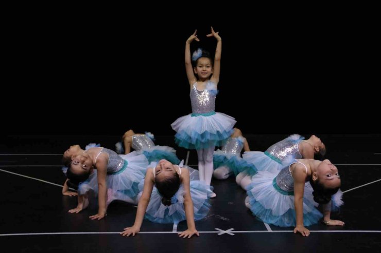 ATAŞEHİR’DE ‘Bİ’ DÜNYA SANAT, Bİ’ DÜNYA ETKİNLİK’