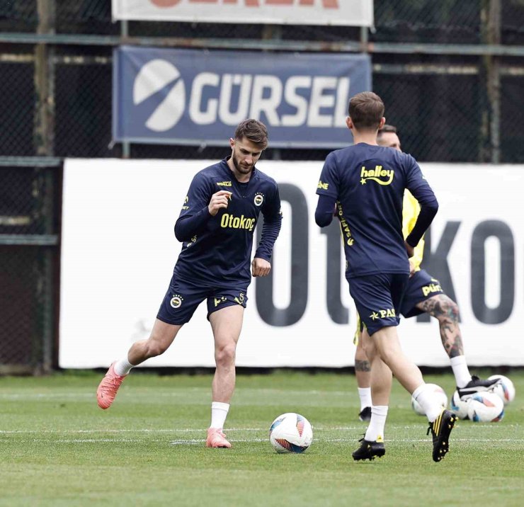 FENERBAHÇE’DE EYÜPSPOR MESAİSİ DEVAM ETTİ