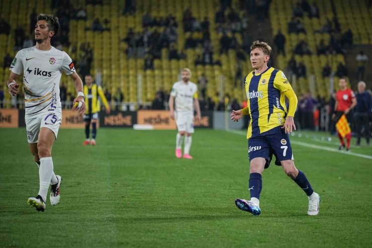 BURAK KAPACAK, BU SEZON İLK KEZ OYNADI