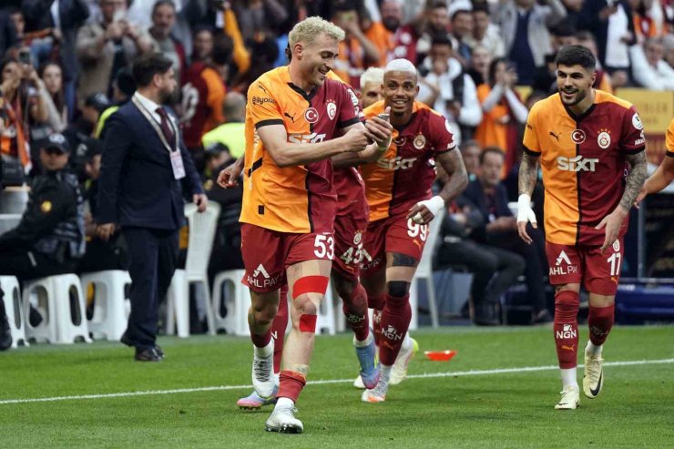 BARIŞ ALPER YILMAZ, 14. GOLÜNÜ KAYDETTİ