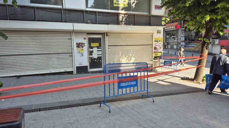 AVCILAR’DA BİNADAN KOPAN BETON PARÇALARI BİR KADININ KAFASINA DÜŞTÜ